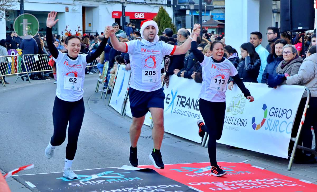 La IV San Silvestre Tomellosera despide 2024 entre deporte, disfraces y solidaridad