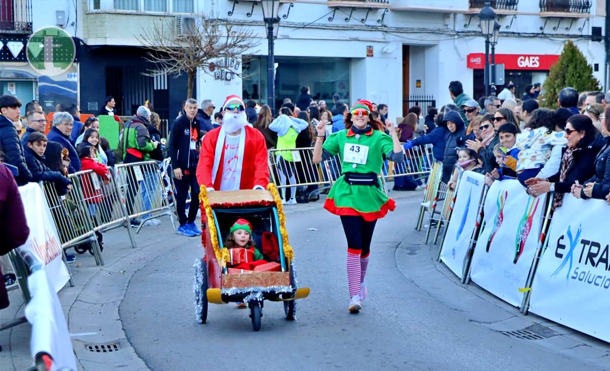 La IV San Silvestre Tomellosera despide 2024 entre deporte, disfraces y solidaridad