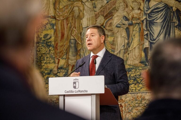 Page traslada al Tercer Sector su compromiso para negociar entre PP y PSOE la reforma del Estatuto