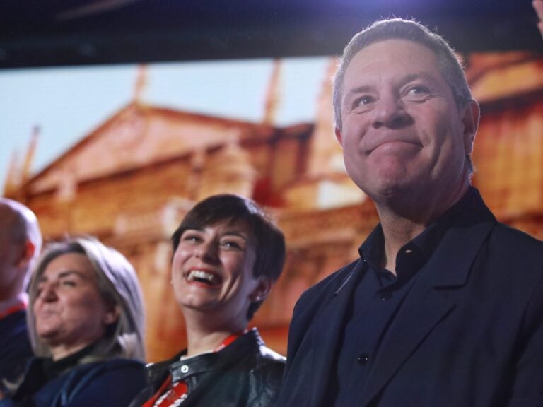Page revalida su liderazgo con el 99,4 % de los votos en el XIII Congreso Regional