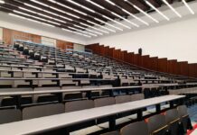 Castilla-La Mancha convoca oposiciones con 725 plazas para profesor de Secundaria