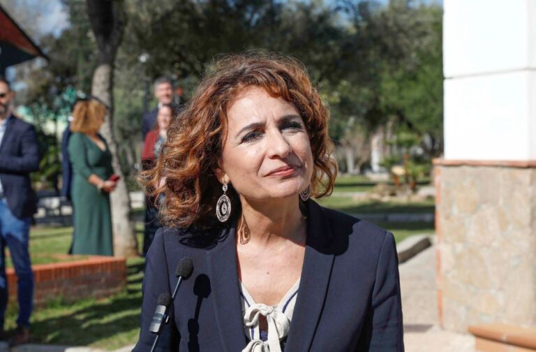 El Gobierno autoriza a Castilla-La Mancha a endeudarse a corto plazo