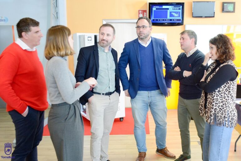 30 empresarios se reúnen en una jornada sobre eficiencia energética en Tomelloso