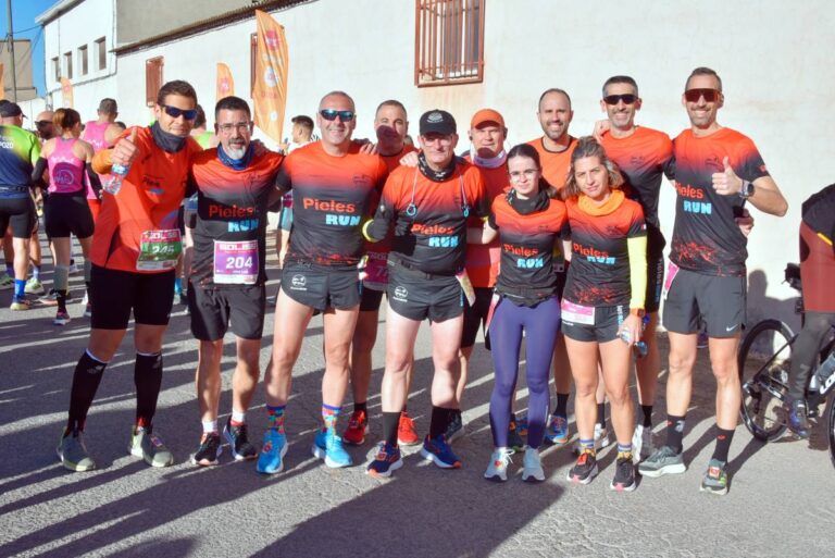 Los Pieles Run de Tomelloso brillan en la Media Maratón de Bolaños y en el Trail de Ayna