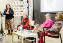 Una declaración de inconformismo en el poemario “Orgullosa de ser Mujer”, presentado en Tomelloso