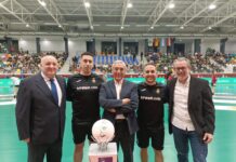 Un árbitro de Tomelloso hace historia en el Torneo Internacional de Balonmano Femenino