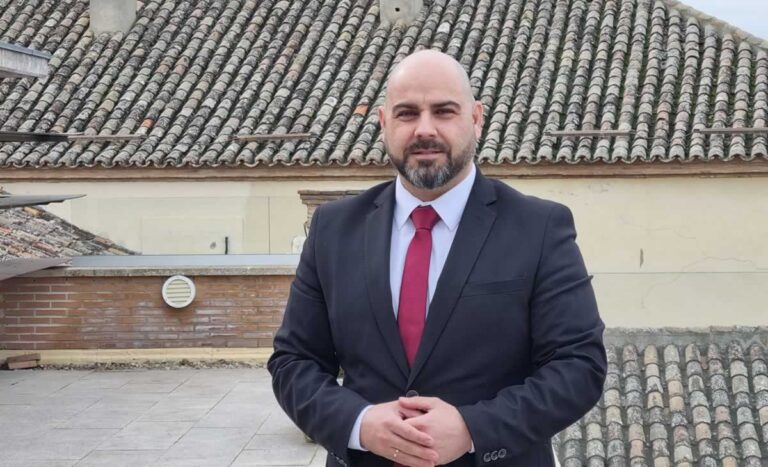 Francisco Barato (PSOE) responde al PP: «Llegan tarde a Bruselas y aquí se ponen de perfil»