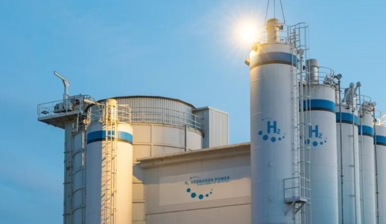 Aprobados 300 millones a 34 proyectos de fabricación de equipos para energías renovables, cinco en C-LM