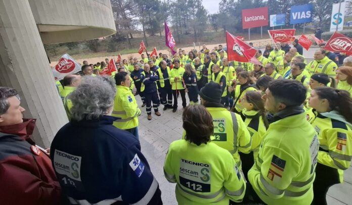 huelga-de-ambulancias-en-clm-2025-03-20_15-40