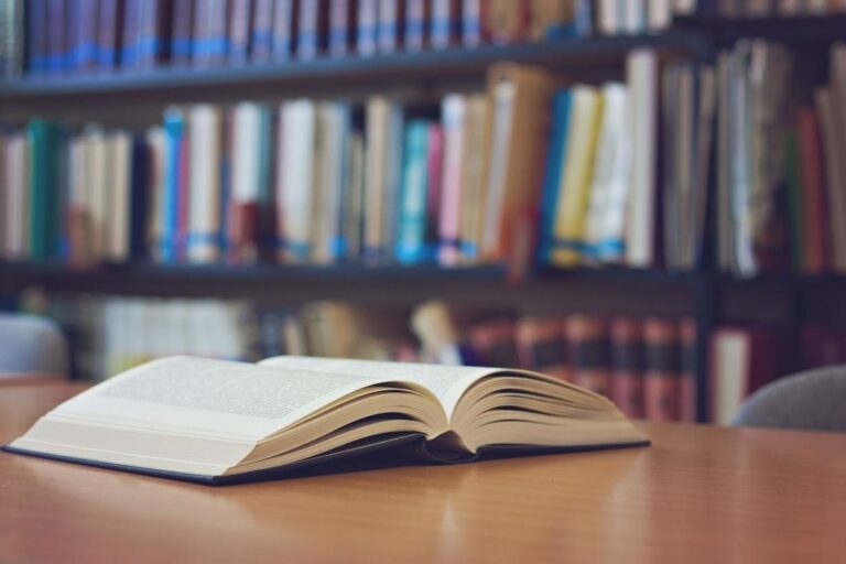 Las bibliotecas de la UCLM se suman al Día del Libro con actividades en todos los campus