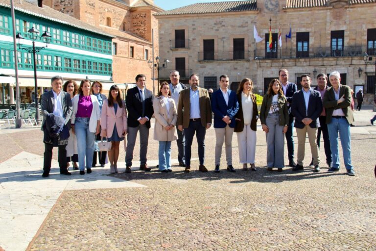 Fúnez pide al Gobierno una respuesta «firme» ante los aranceles y exige a Sánchez que no haga «ninguna triquiñuela»