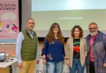 Unos 200 alumnos del García Pavón de Tomelloso se acercan a la ciencia con una conferencia