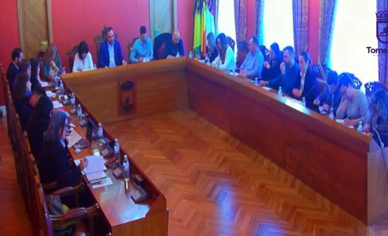 El Pleno de abril en Tomelloso rechaza la reestructuración del personal por un voto de diferencia