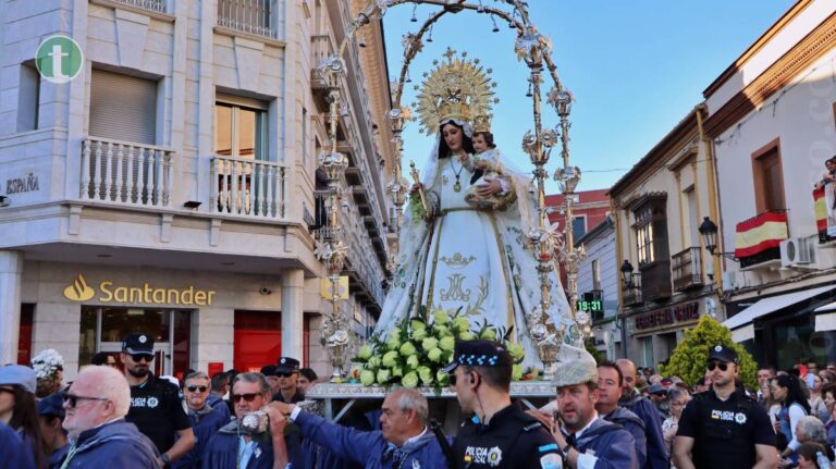 Multitudinaria llegada de la Virgen de las Viñas a Tomelloso