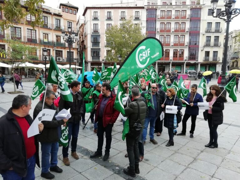 CSIF reclama «poner fin a los recortes» que sufren los funcionarios en C-LM