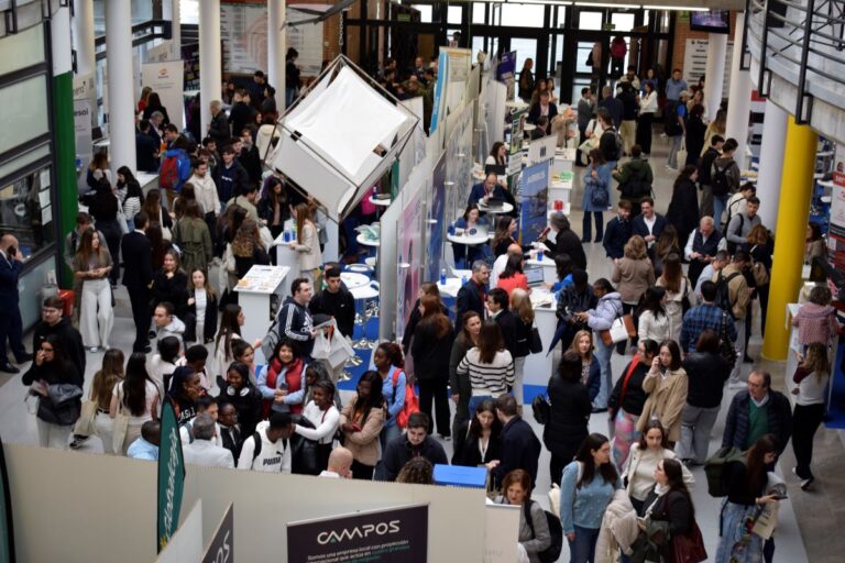 El Foro de Empleo de la UCLM reúne en Albacete a cerca de 3000 personas y a más de 70 de empresas y entidades
