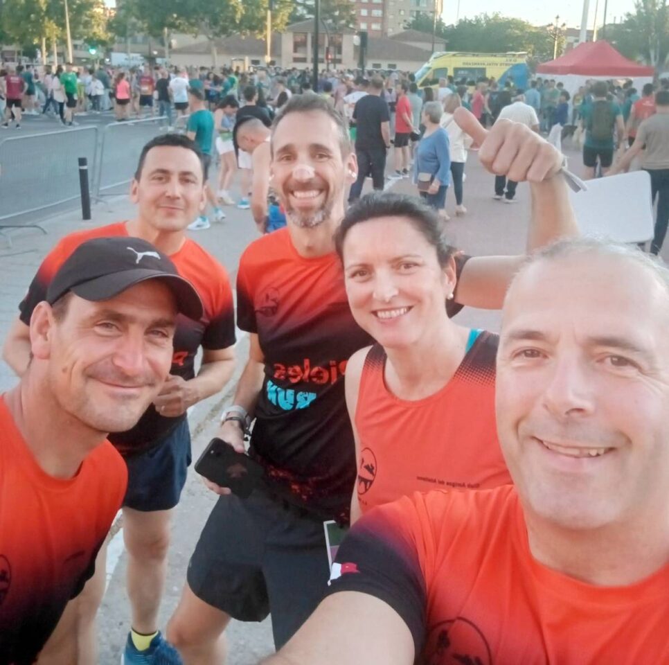 Los Pieles Run brillan en asfalto y montaña: grandes actuaciones en la 10K Nocturna de Albacete y la 10K de Pedro Muñoz