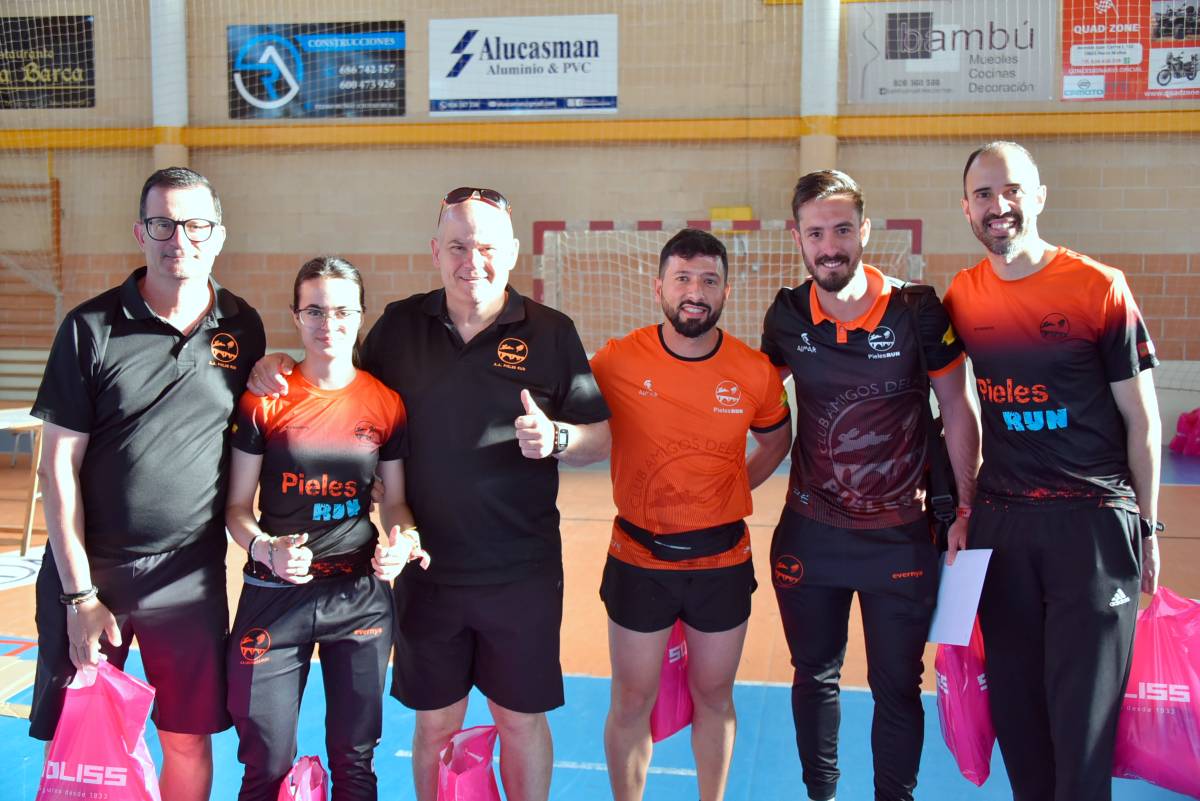 Los Pieles Run brillan en asfalto y montaña: grandes actuaciones en la 10K Nocturna de Albacete y la 10K de Pedro Muñoz