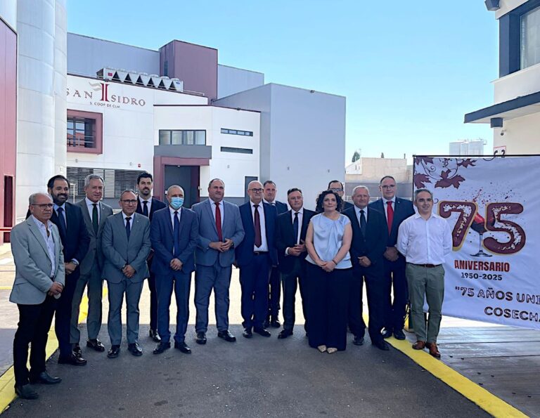 Eurocaja Rural acompaña a la Cooperativa San Isidro por su 75 aniversario