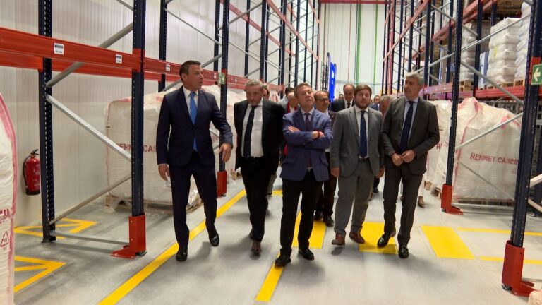 Page afirma que el 75 % de las empresas con capital extranjero que han llegado a C-LM tienen proyectos de reinversión
