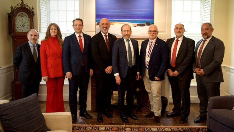 La UCLM se incorpora como universidad miembro al Real Colegio Complutense en Harvard