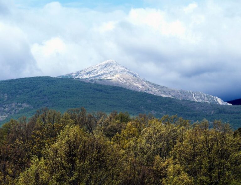 El “Teide” de Castilla-La Mancha: el punto más alto de la región está en Guadalajara y se vincula con la Edad del Hielo