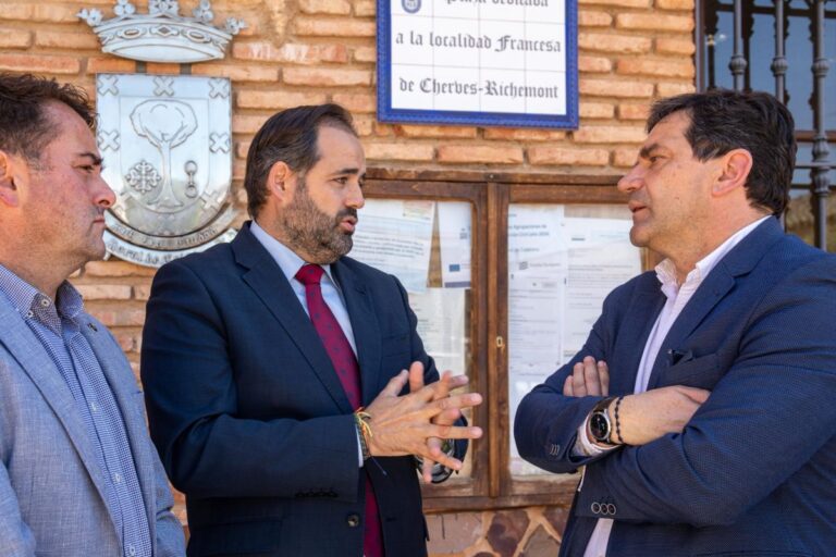 Núñez pide baja fiscalidad en C-LM para ayudar a que quienes generan empleo lo hagan «con mayor fortaleza»