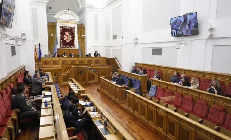 El Gobierno regional confía en que no haya problema para aprobar el Estatuto de Autonomía en las Cortes