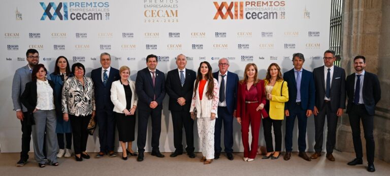 El presidente de la Diputación pone de manifiesto en la entrega de premios de CECAM el papel clave de los empresarios en el desarrollo económico de la provincia