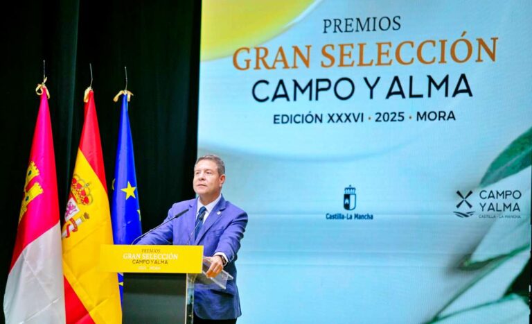 Page reclama «unidad sincera» en materia de agua