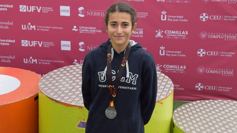 La estudiante de la UCLM Silvia Rey, medalla de plata en el Campeonato de España Universitario de atletismo 2025