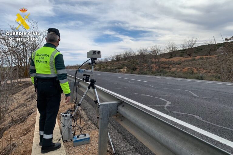 Investigado por circular a 212 kilómetros por hora en la AP-36