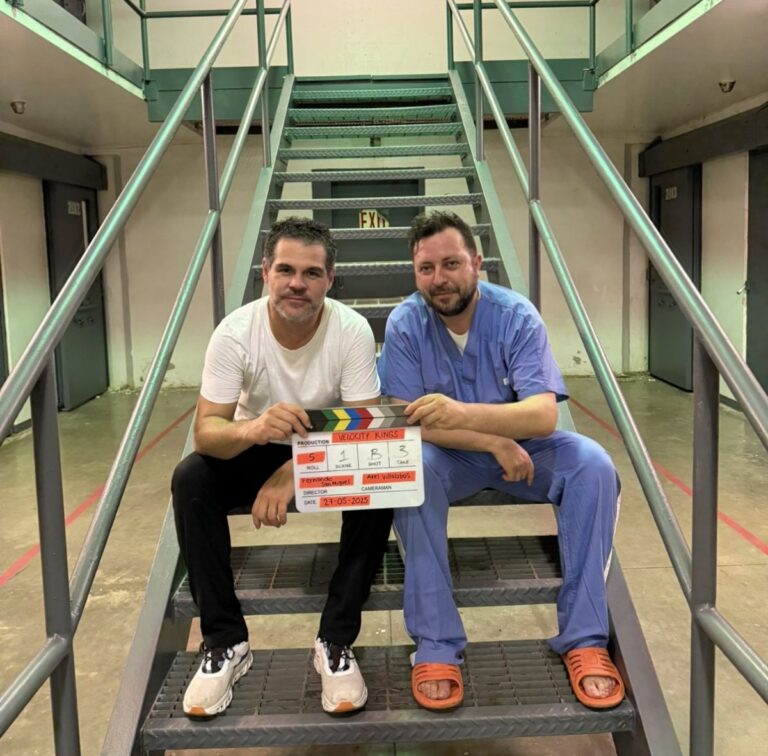 El tomellosero Isaac Gallego rueda en Florida su nueva película «Velocity Kings: Retribution»