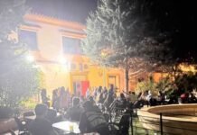 Juventud, música y orgullo se dan la mano en una noche inolvidable