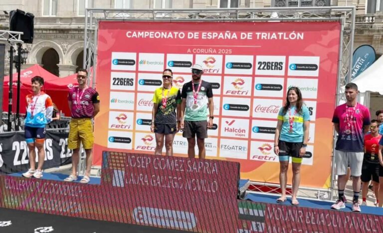 Laura Gallego se proclama campeona de España en el Triatlón Olímpico de A Coruña