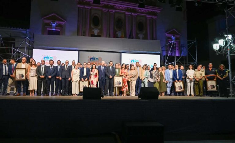 Almodóvar del Campo acoge un Día de la Provincia cargado de identidad, unidad y reconocimientos