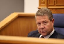 Page ve «infantiles» los argumentos del TC para avalar la amnistía