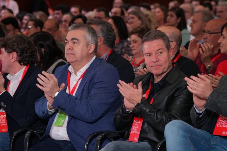 Page avisa de que «no pueden hacerse pasar por víctimas de Cerdán» quienes «han sido determinantes en su trayectoria»