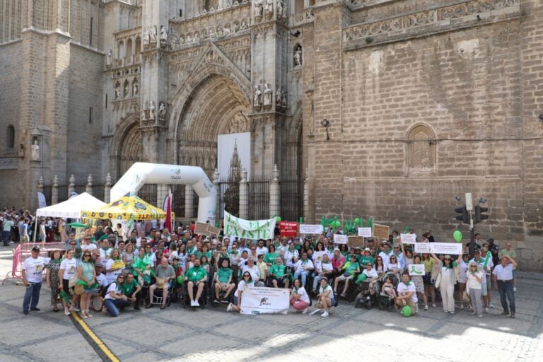 Fundación Eurocaja Rural se une a la Marcha Solidaria contra la ELA en Toledo