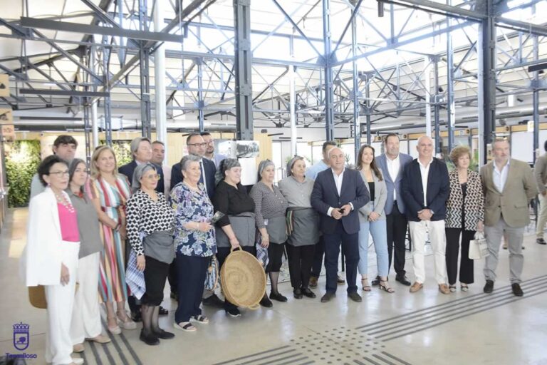 Inaugurada la jornada “Mujeres que cultivan el futuro” en el Mercado de Abastos de Tomelloso