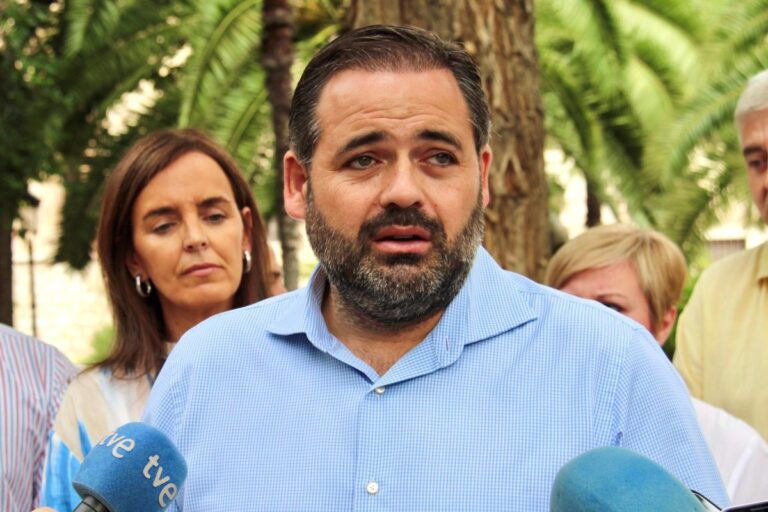 Paco Núñez afirma que los presupuestos de 2026 serán «los últimos de Page»