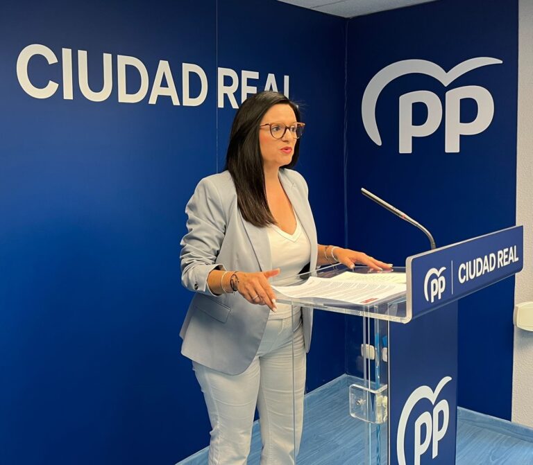 Zarco pide a Caballero y a los diputados socialistas que rompan con Pedro Sánchez ante la “grave crisis de corrupción”