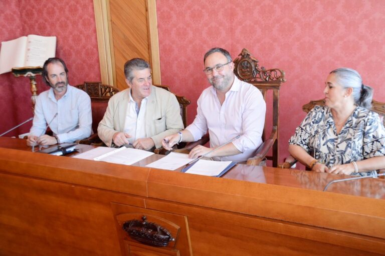 Nuevo convenio de 6.480 euros entre la AECC y el Ayuntamiento de Tomelloso