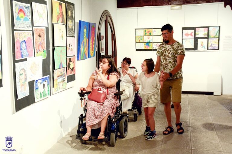 El arte inclusivo llega a Tomelloso con la exposición “Diversidad y Vanguardia»