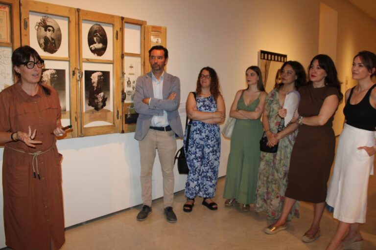 La tomellosera Librada Martínez participará en la exposición ‘Mujeres en el Arte, Amalia Avia’