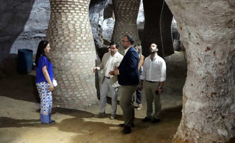 Tomelloso logra más ayuda de la Diputación para actuar sobre las cuevas areneros