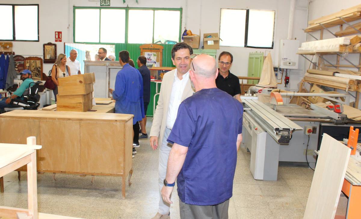 Valverde destaca la labor de AFAS y reafirma el compromiso de la Diputación con la inclusión social