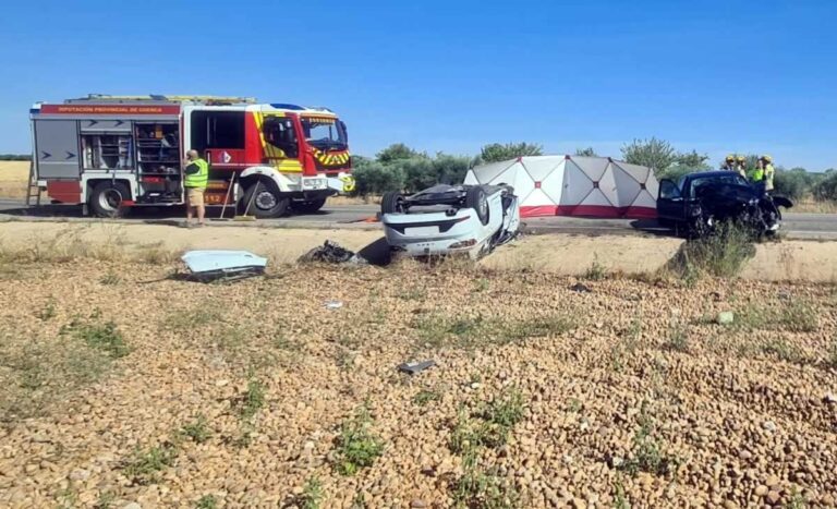 Cinco fallecidos, entre ellos tres menores, y cuatro heridos en un trágico accidente en Sisante