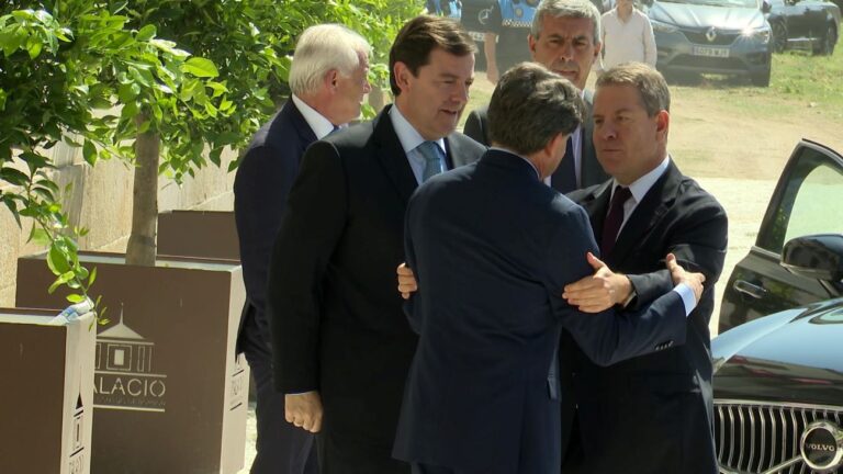 Page apoya las medidas contra la corrupción y defiende que «todo el mundo es limpio hasta que se demuestre lo contrario»
