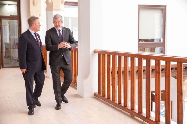 Page pide al PSOE que no haga el «ridículo» si sabe que la ley de financiación catalana no saldrá